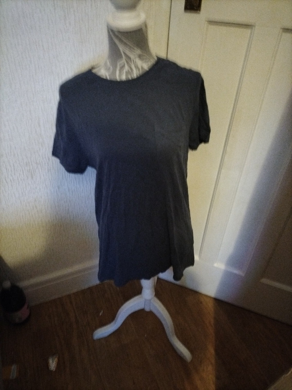 Mens Livergy Size Medium Navy Blue Short Sleeved Tshirt