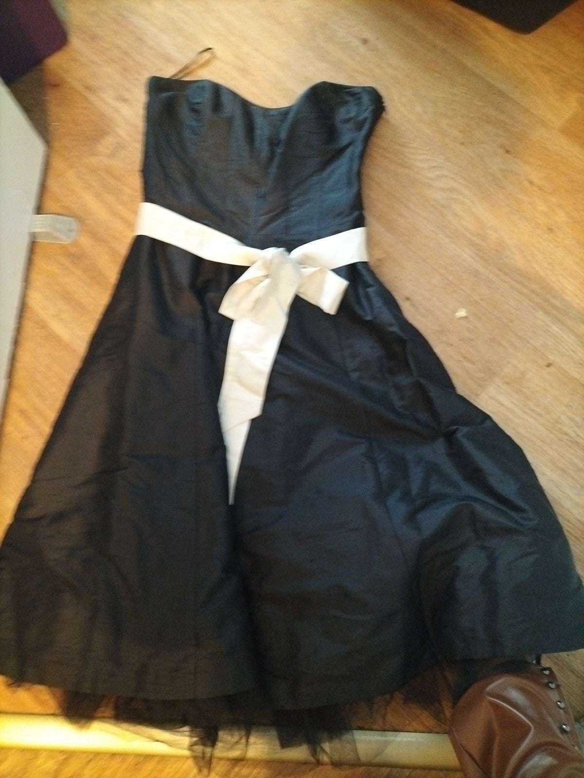 Ladies Oasis Size 10 Black Sleeveless Strapless Dress