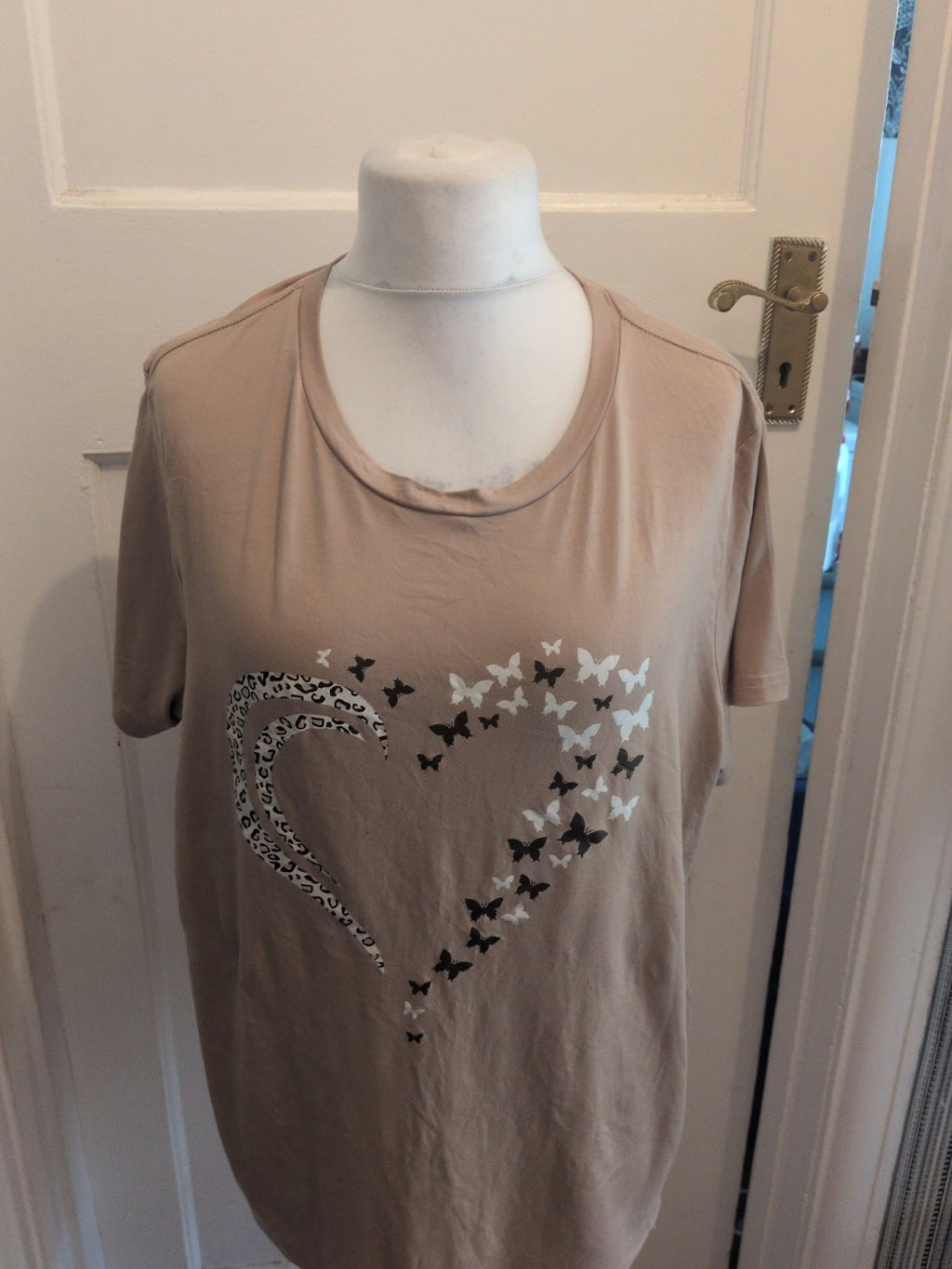 Ladies Beige Top Size 2XL Shein