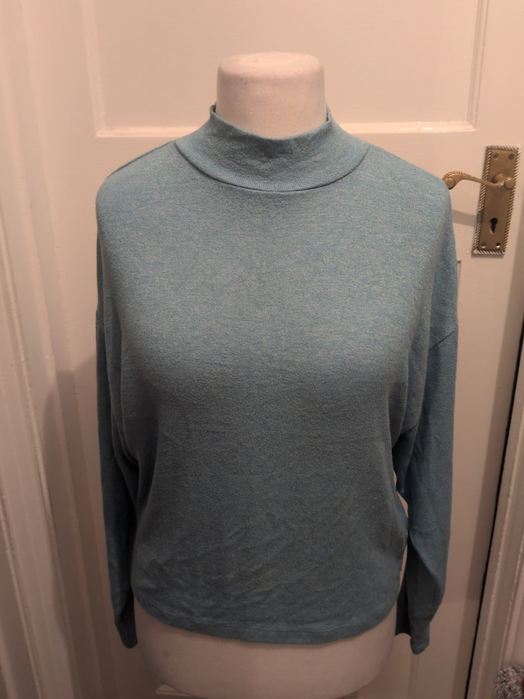 Ladies Primark Size 10-12 Aqua Long Sleeved Jumper