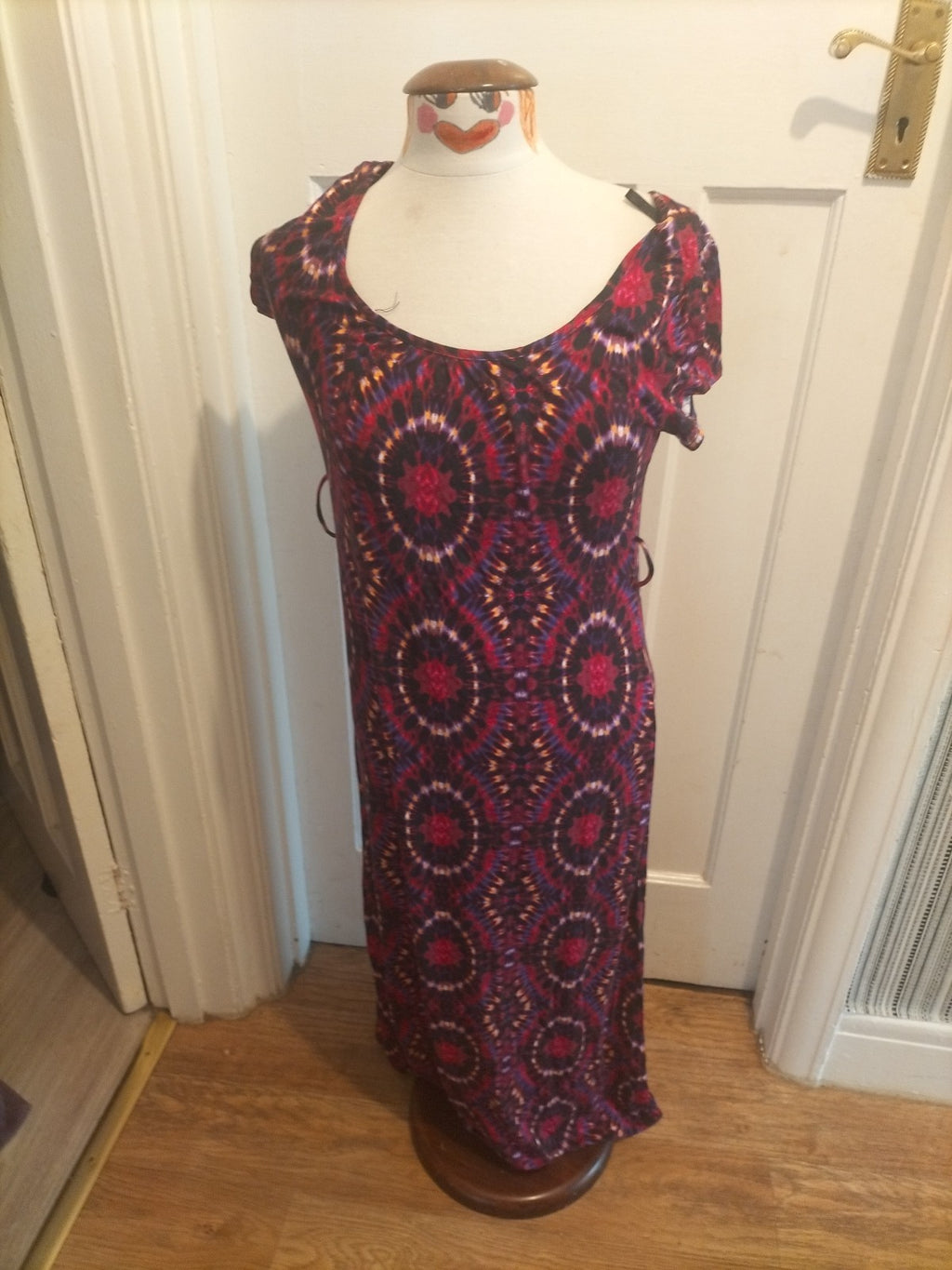 Ladies Wallis Petite Size Small Multi Purple Short Sleeved Dress