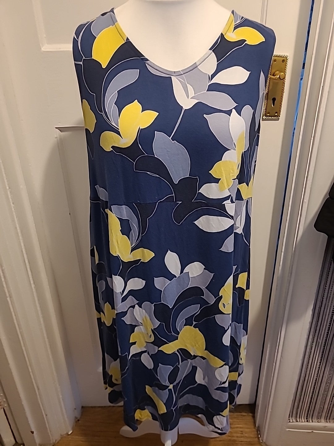Ladies Maine Size 16 Blue/Yellow Sleeveless Dress
