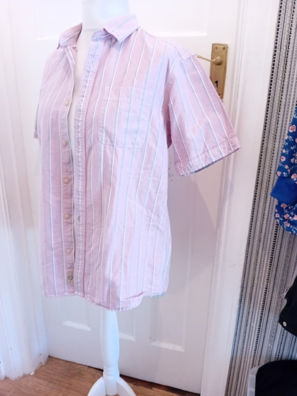 Boston Crew Medium Purple Blue Red Stripe Short Sleeve Shirt