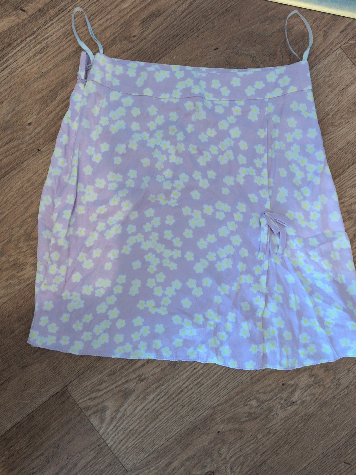 Brand New Primark 6 Pale Pink Floral Short Skirt