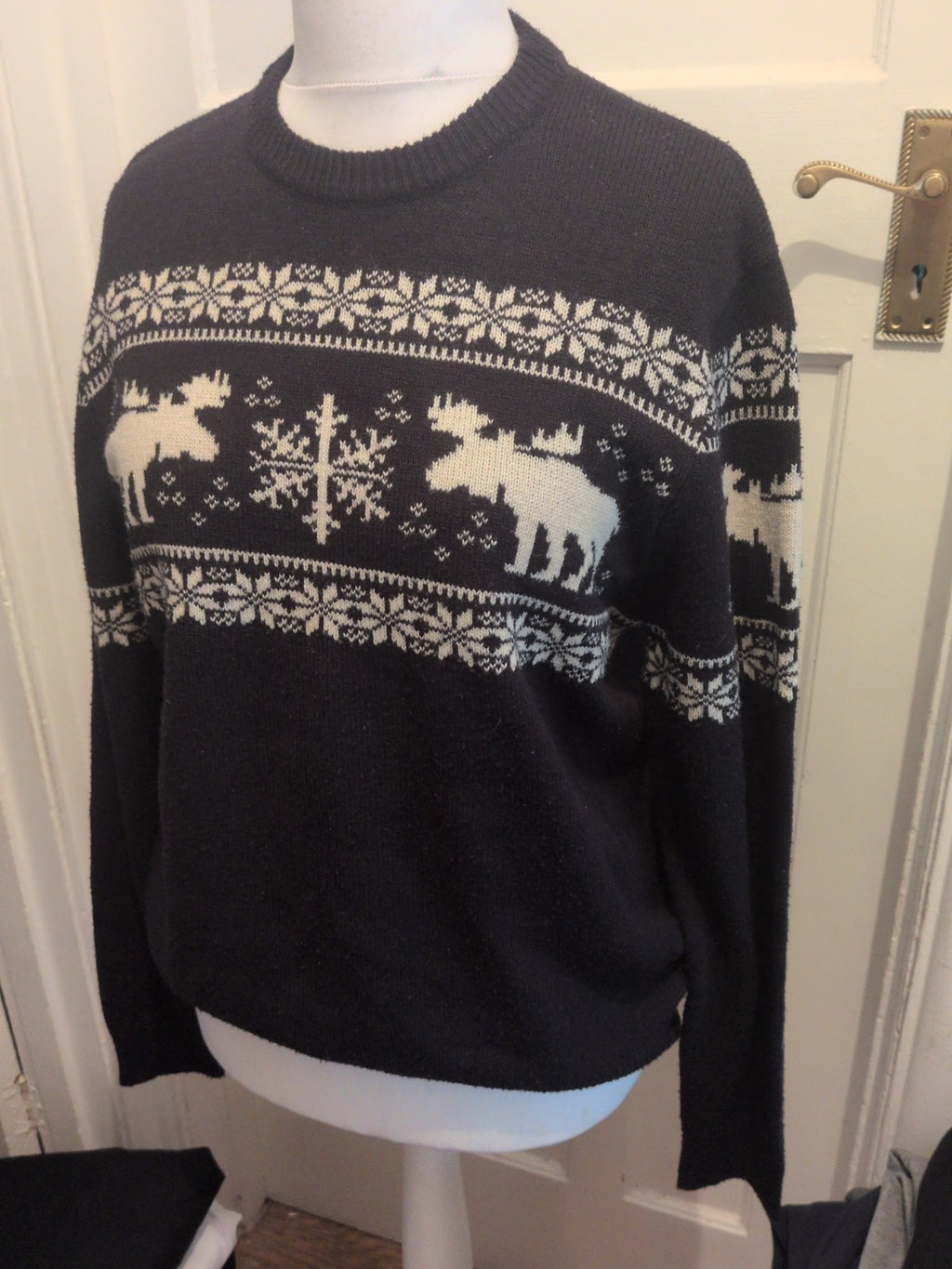 George Medium Black Reindeer Pattern Jumper Pullover