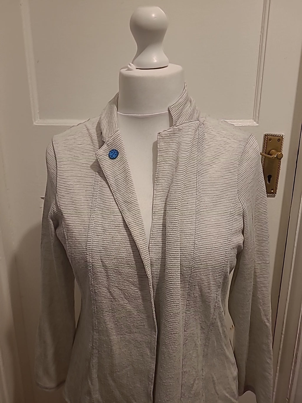 Ladies Marks And Spencer Size 16 Grey Striped Cardigan