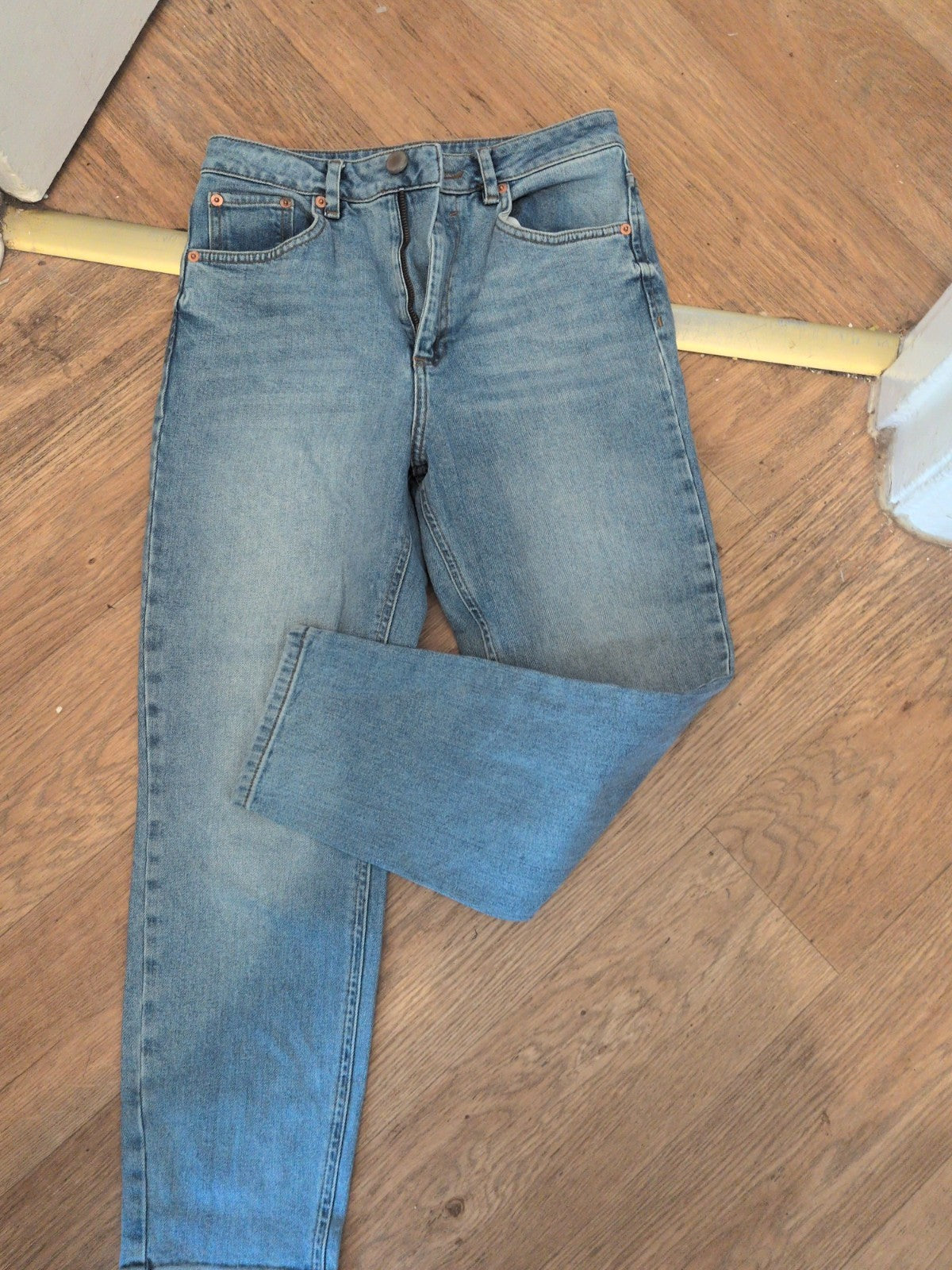 Ladies ASOS Size 28/30L Blue Jeans