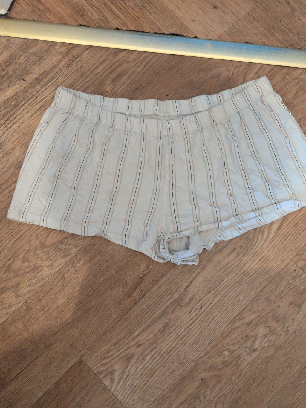 Primark 14-16 White Stripe Elasticated Pyjama Sleep Shorts