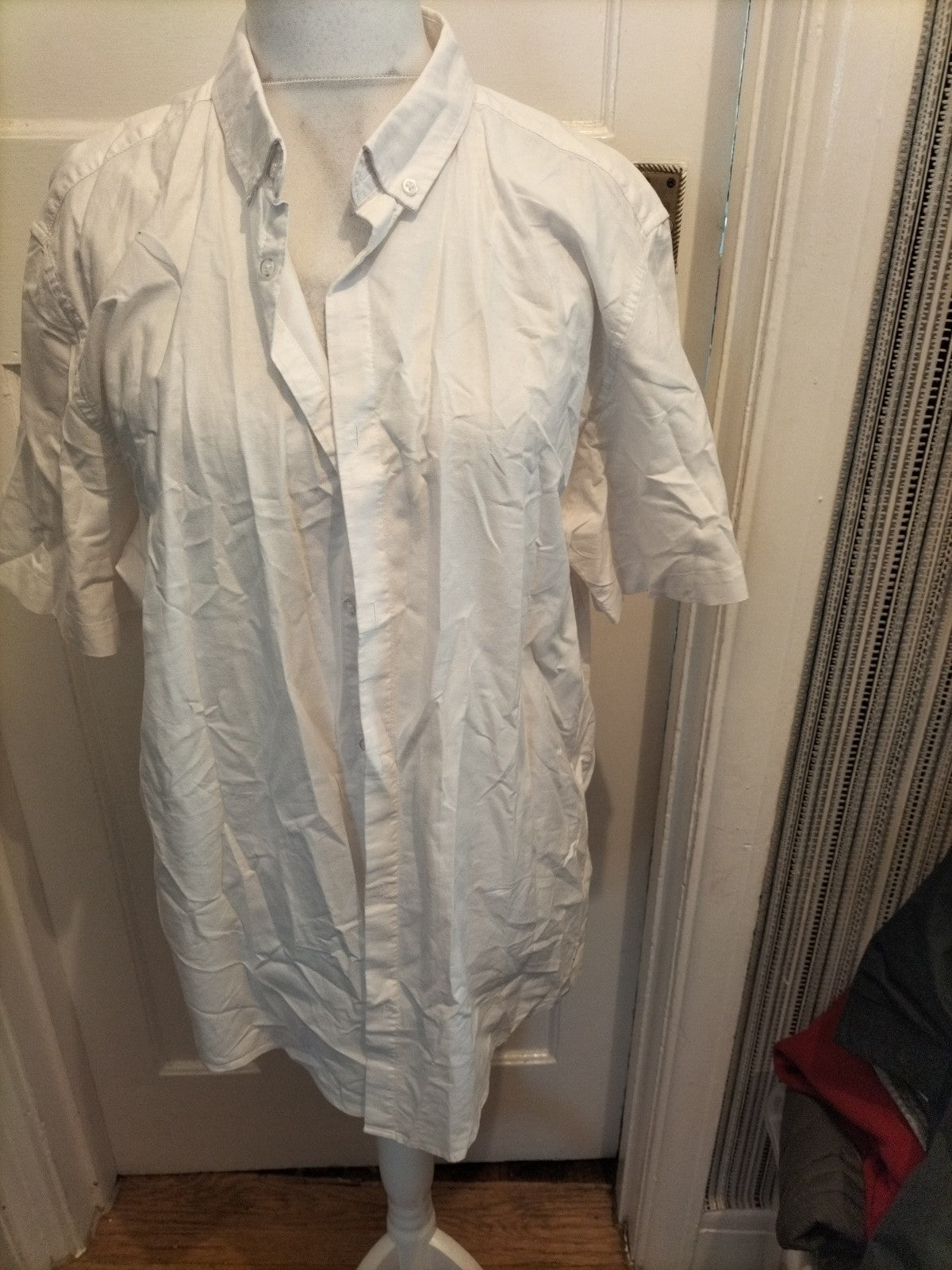 Mens Primark Size 2XL White Slim Fit Short Sleeved Shirt