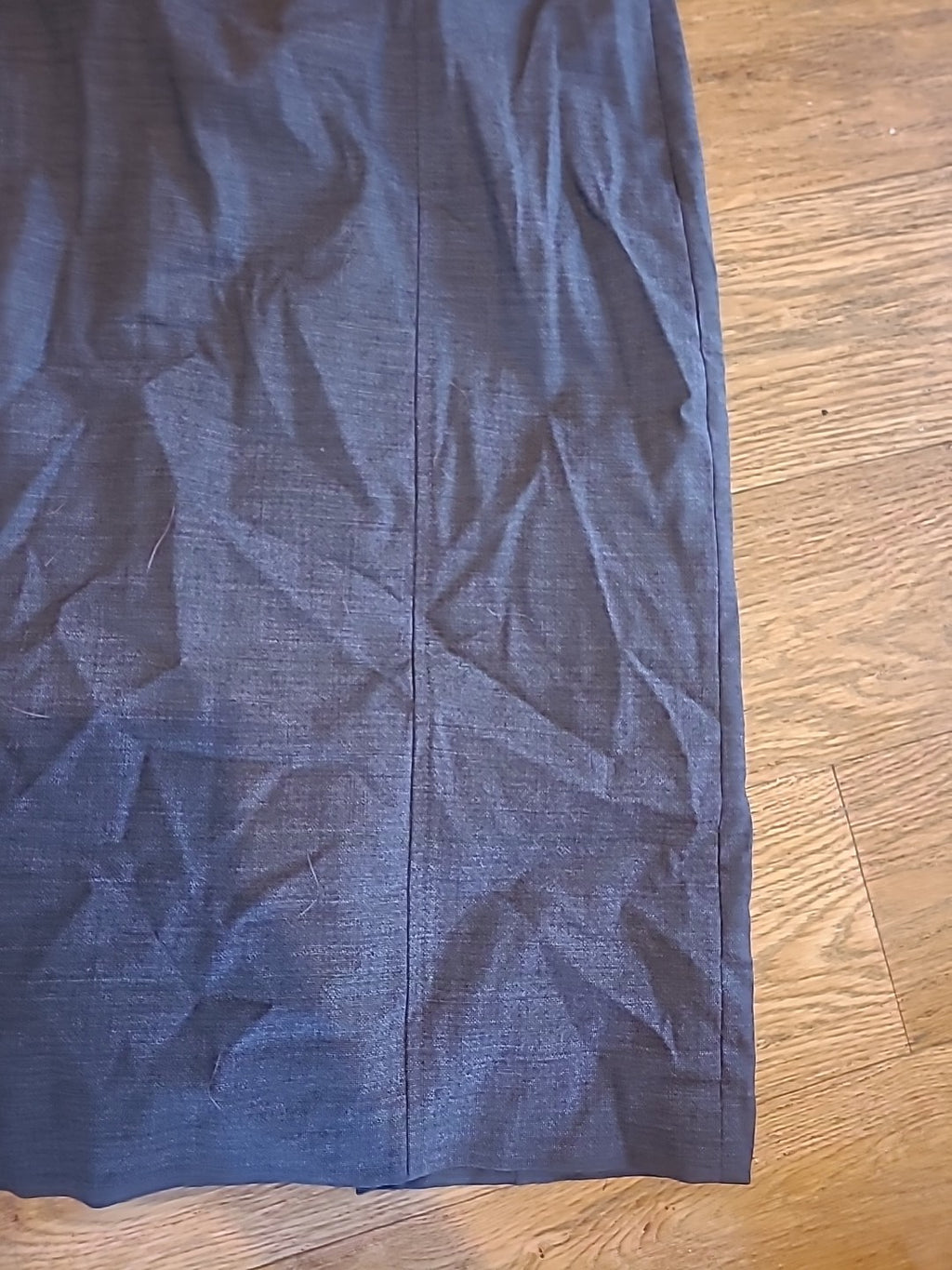 Ladies East Size 10 Grey Midi Skirt