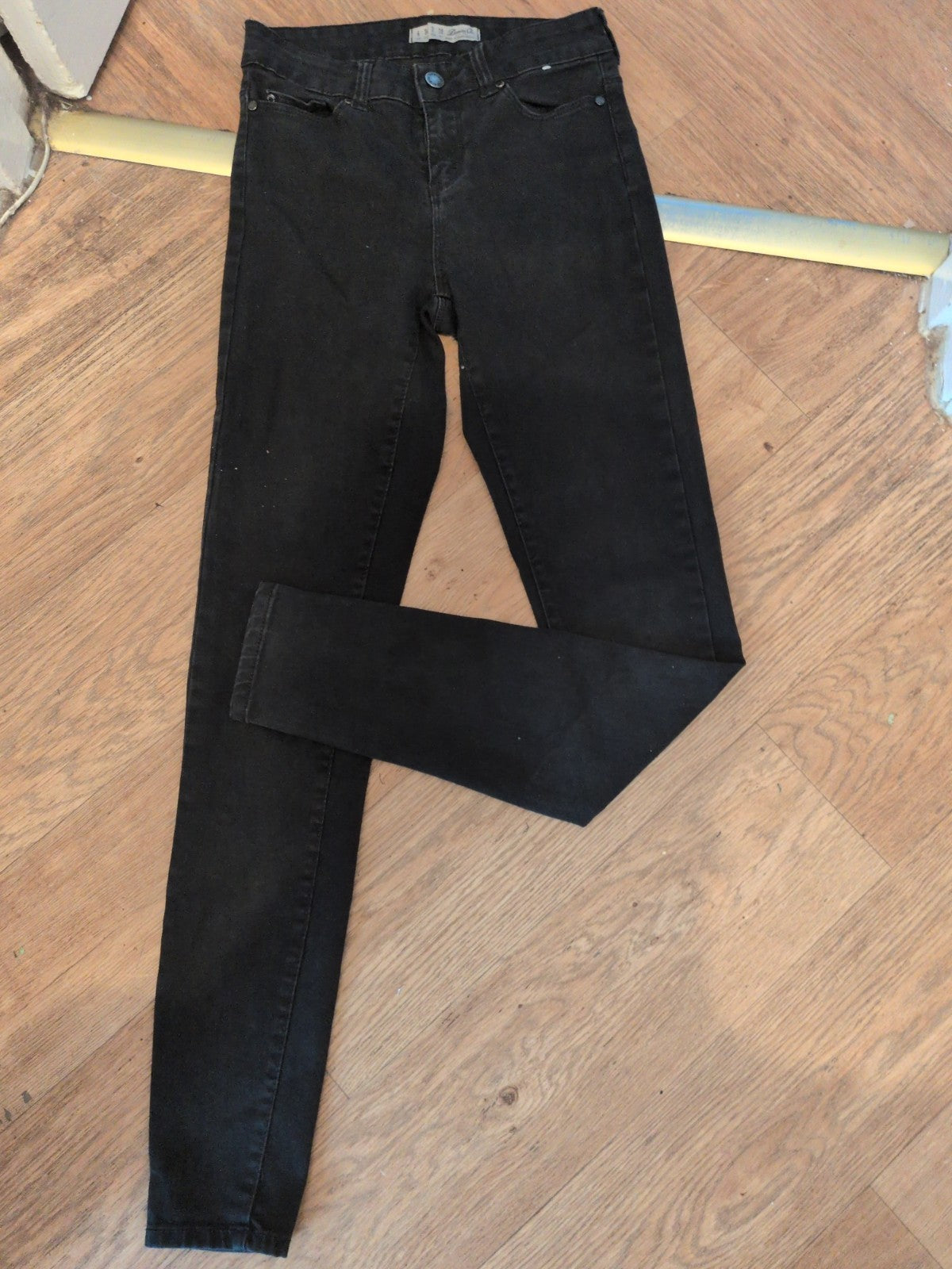 Ladies Denim&Co 6 Black Skinny Jeans