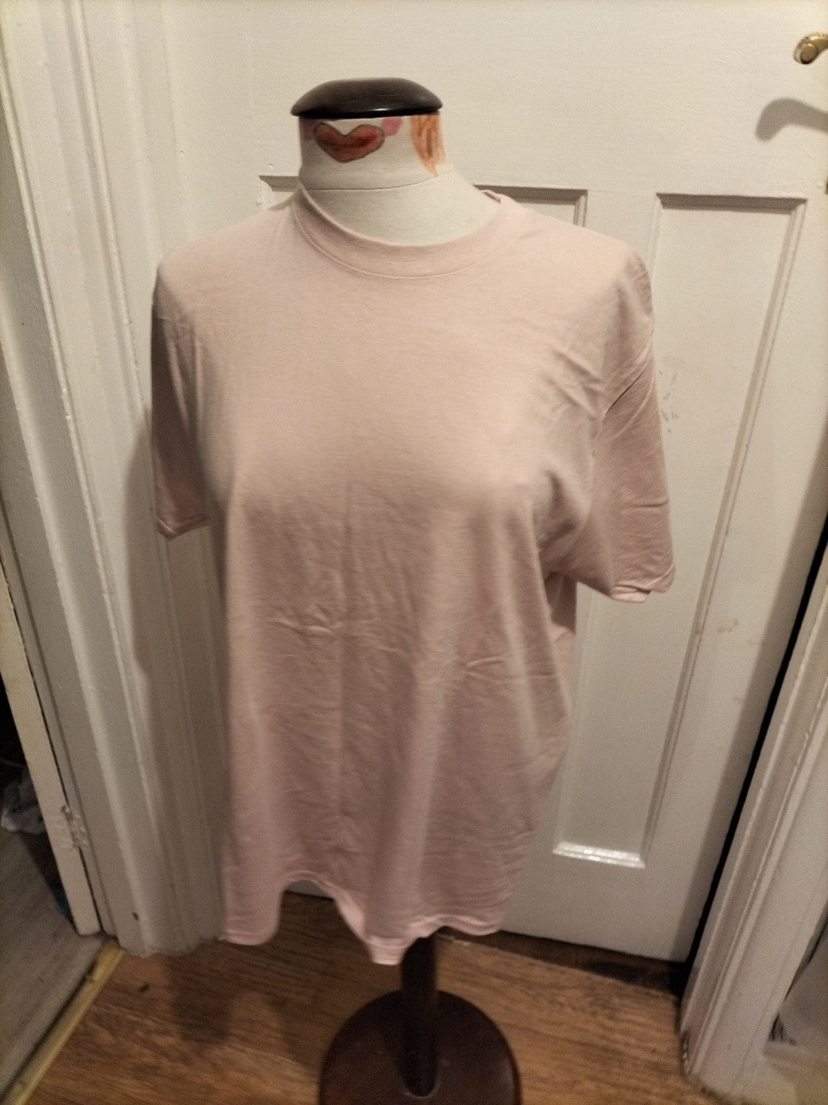 Mens Russell Size Medium Baby Pink Short Sleeved Tshirt
