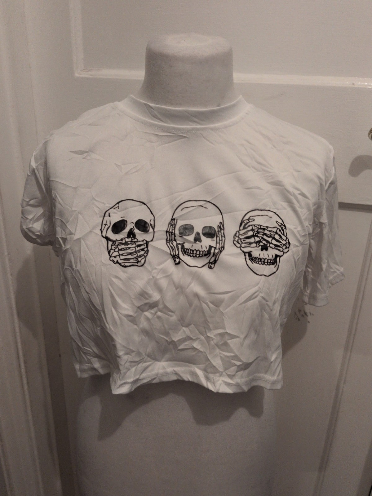 Shein Medium White Skull Ladies T-shirt