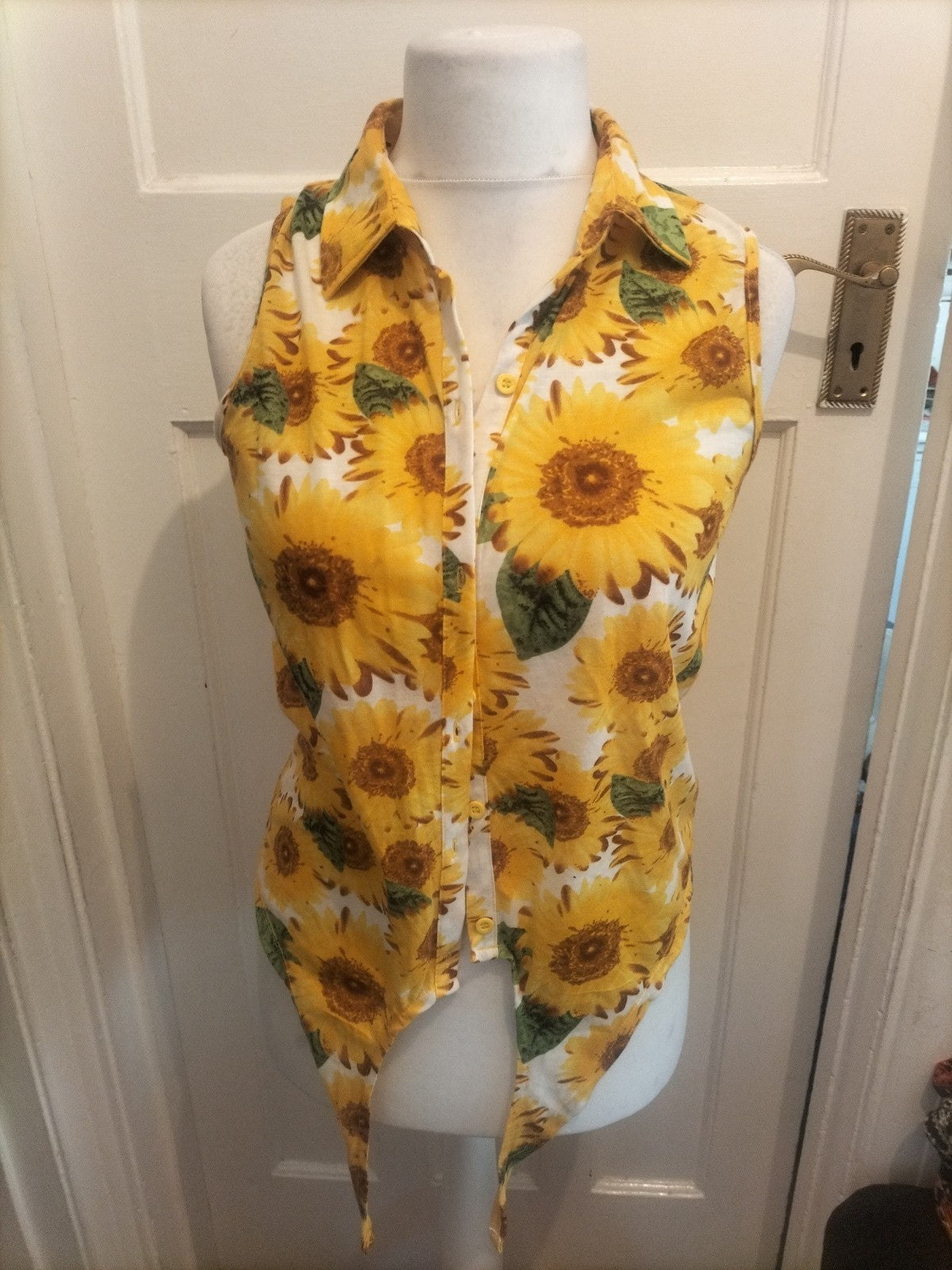 Ladies Primark Size 12 Yellow/Brown Floral Collared Sleeveless Blouse