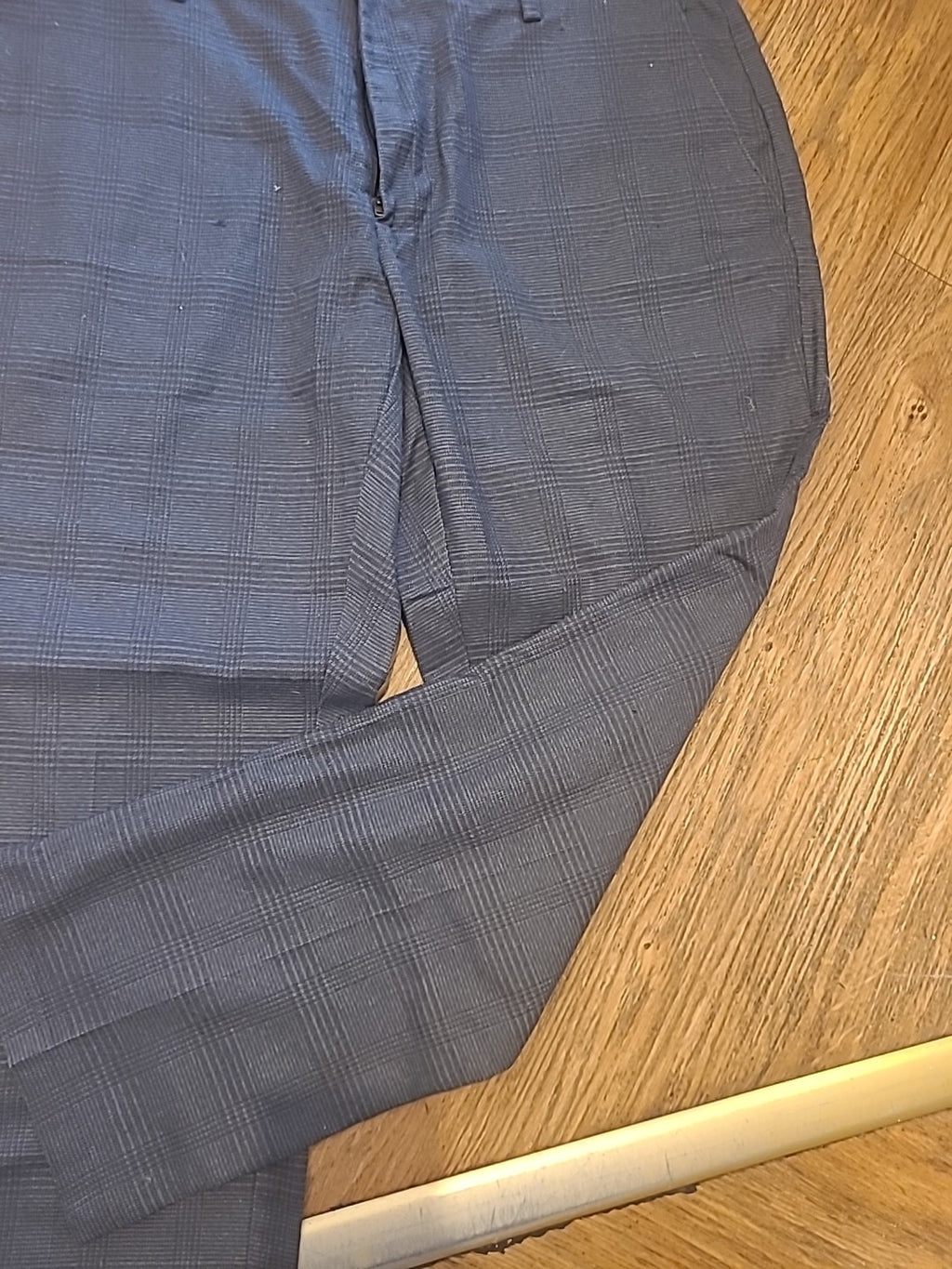 Mens Goodthreads Size 35x28 Grey Check Trousers
