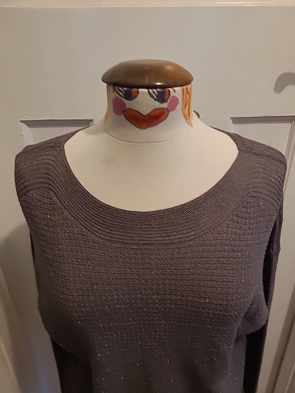 Ladies Viz.a.viz Size Small Grey Shimmer Long Sleeved Blouse
