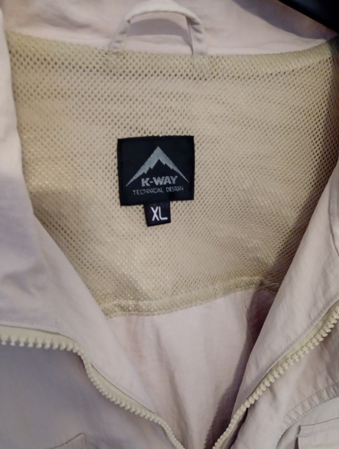 Mens Jacket Size XL K-WAY Beige