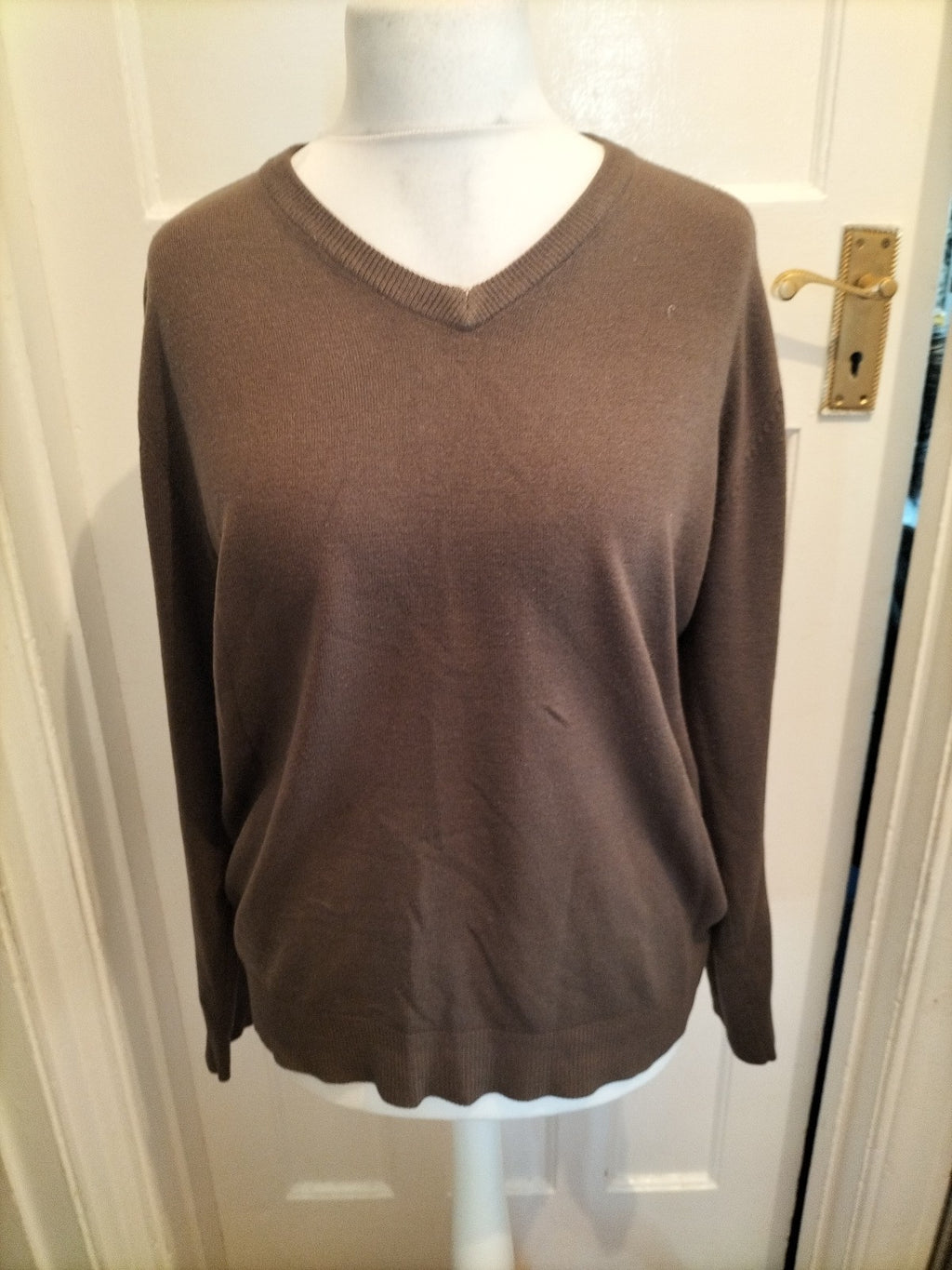 Mens Cedarwood State Size Large Brown V Neck Pullover Jumper