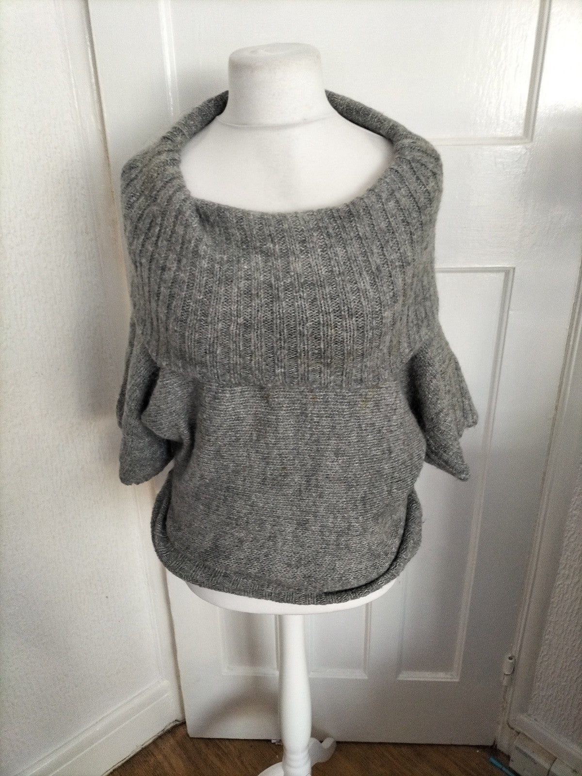 Ladies Primark Size 10 Grey Wooly Poncho