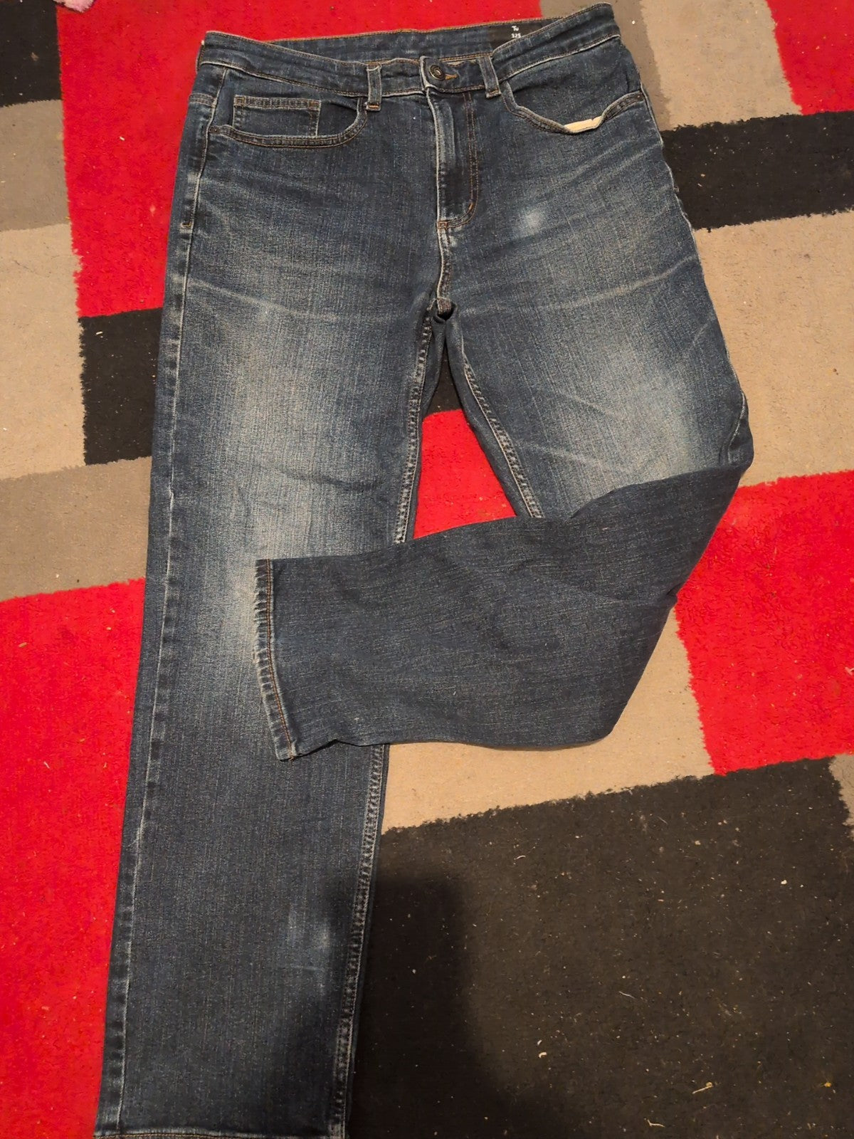 TU 32short Straight Jeans