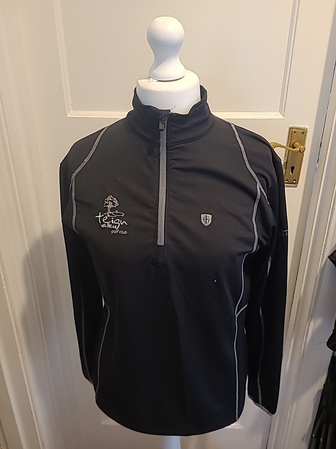 Mens Island Green Size Medium Black Long Sleeve Jumper