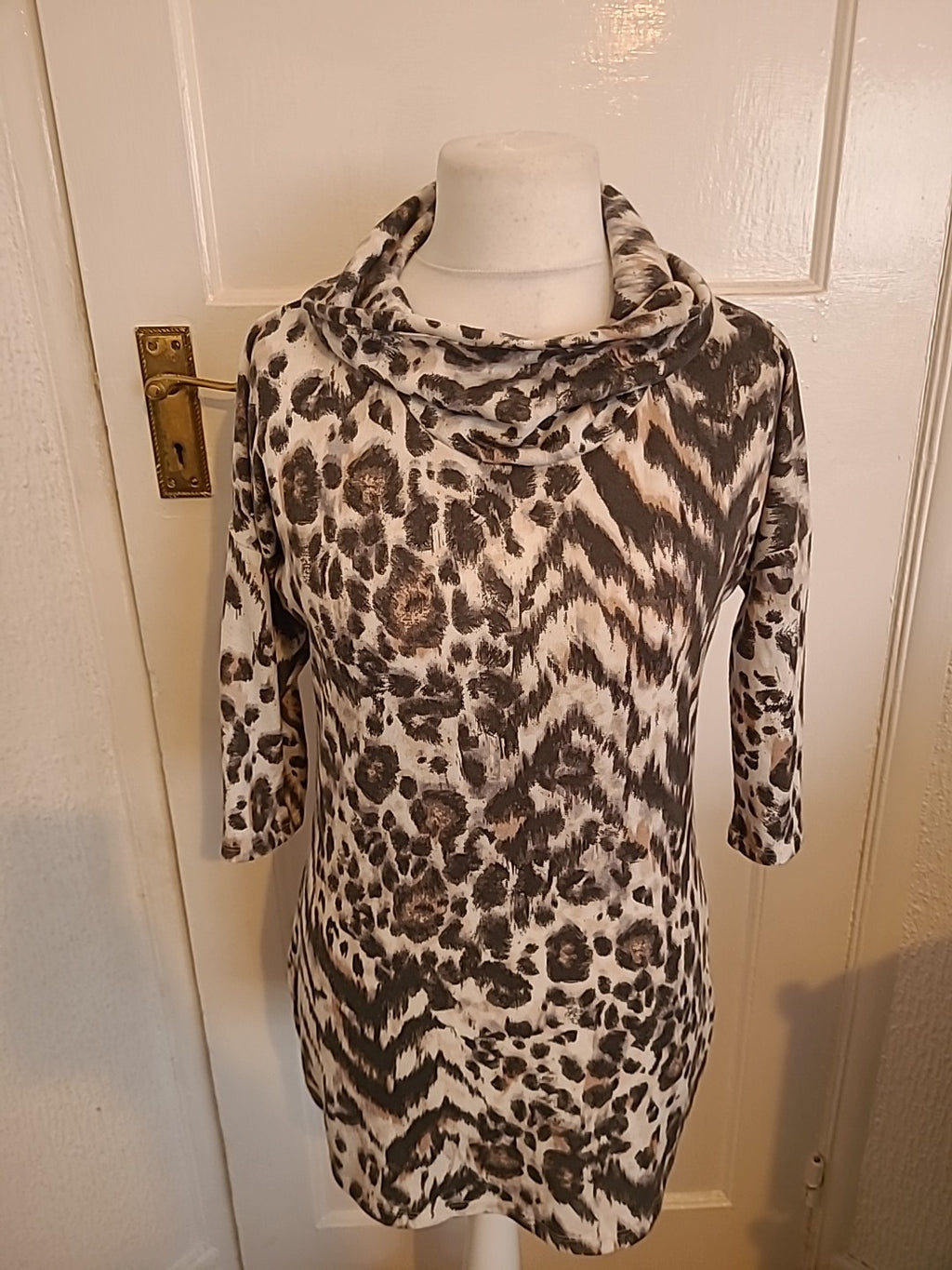 Ladies F&F Size 12 Animal Print Roll Neck Long Sleeved Blouse