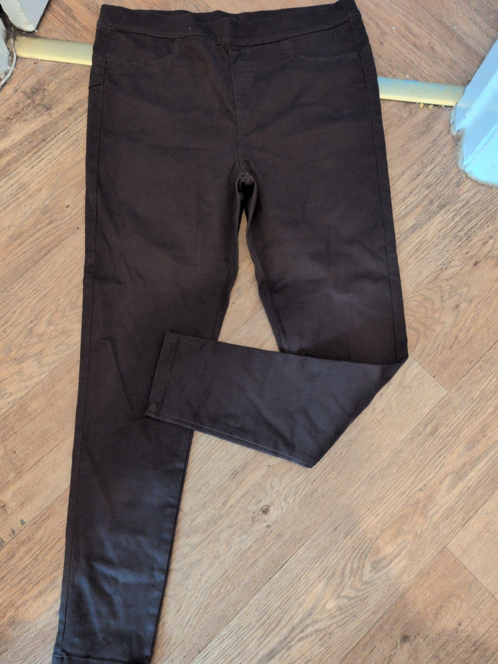 Ladies Nutmeg Size 16R Brown Jegging