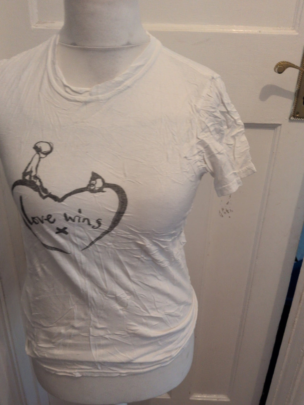 Comic Relief Small White Print T-shirt Short Sleeve