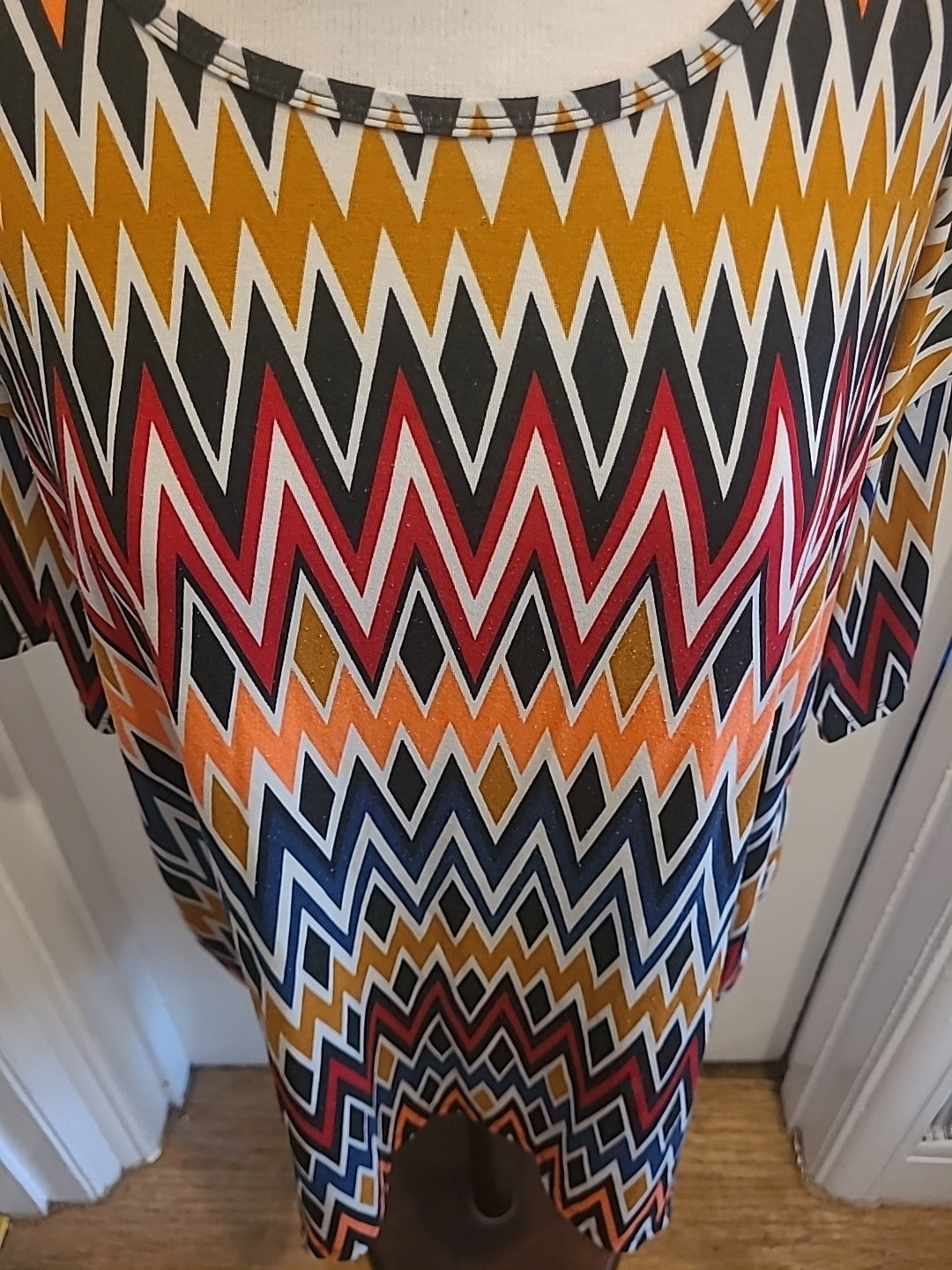 Ladies Lula Roe Size Xs Multi Short Sleeved Dress