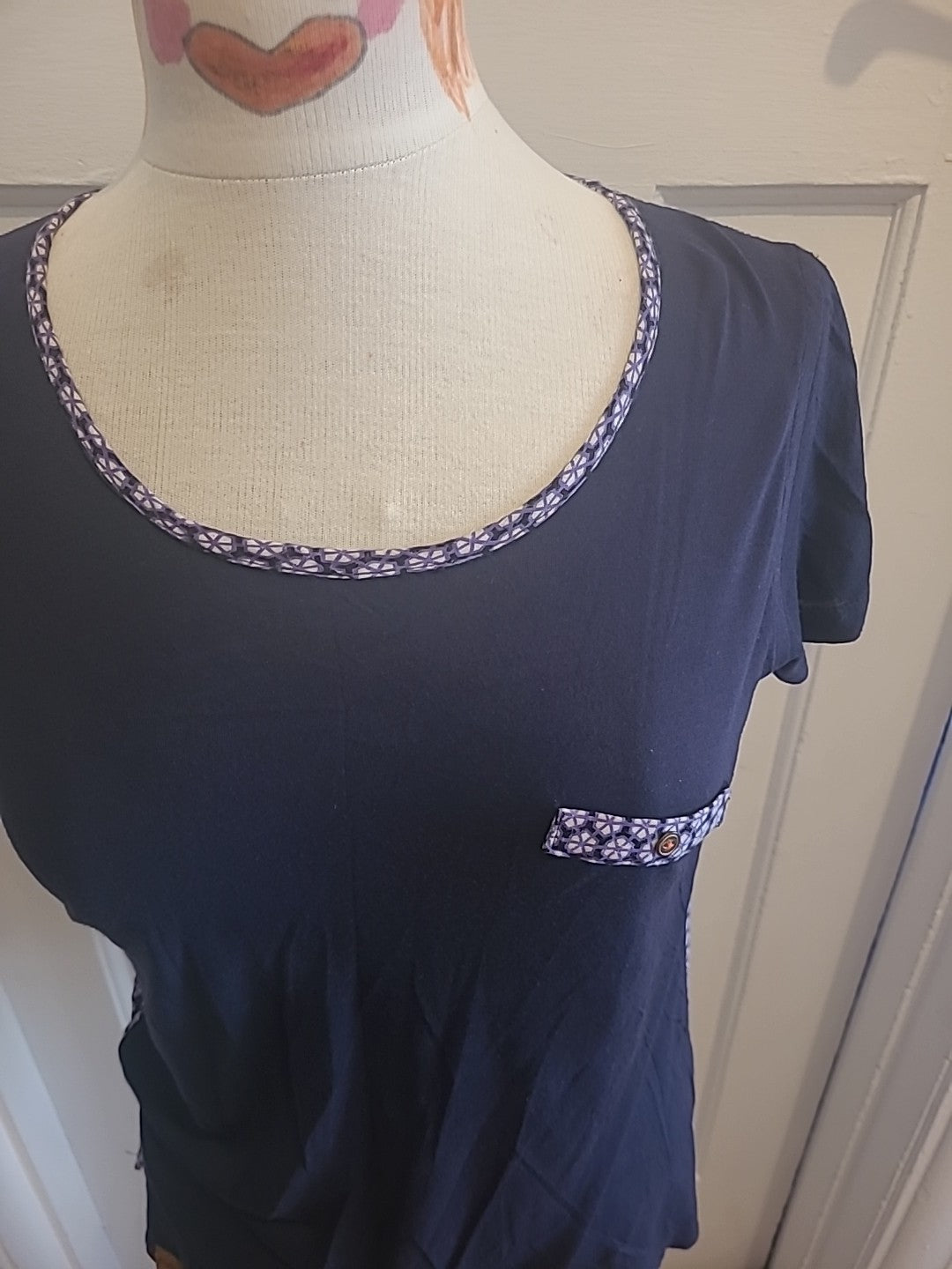 Ladies Regatta Size 10 Navy Purple Detailed Slightly See Through Tshirt