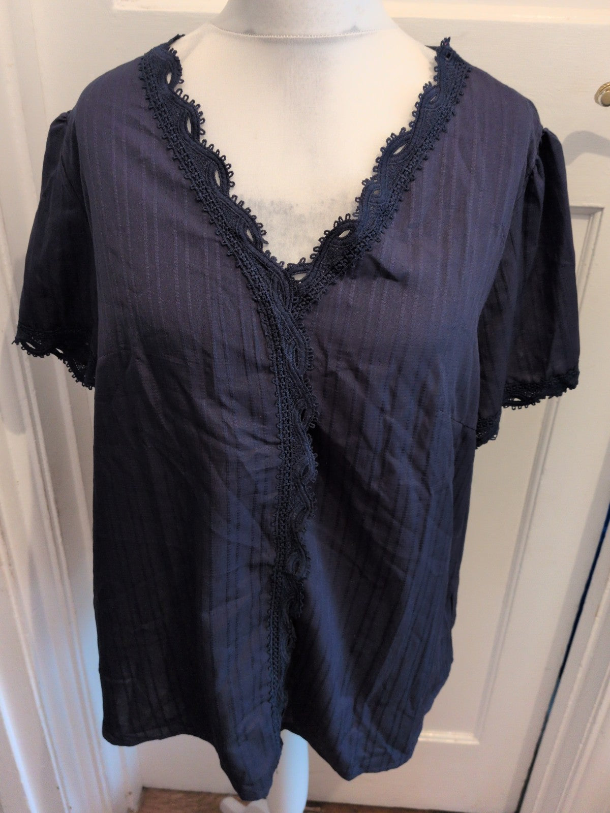 Shein Curve 2XL Navy Short Sleeve Buttoned Blouse