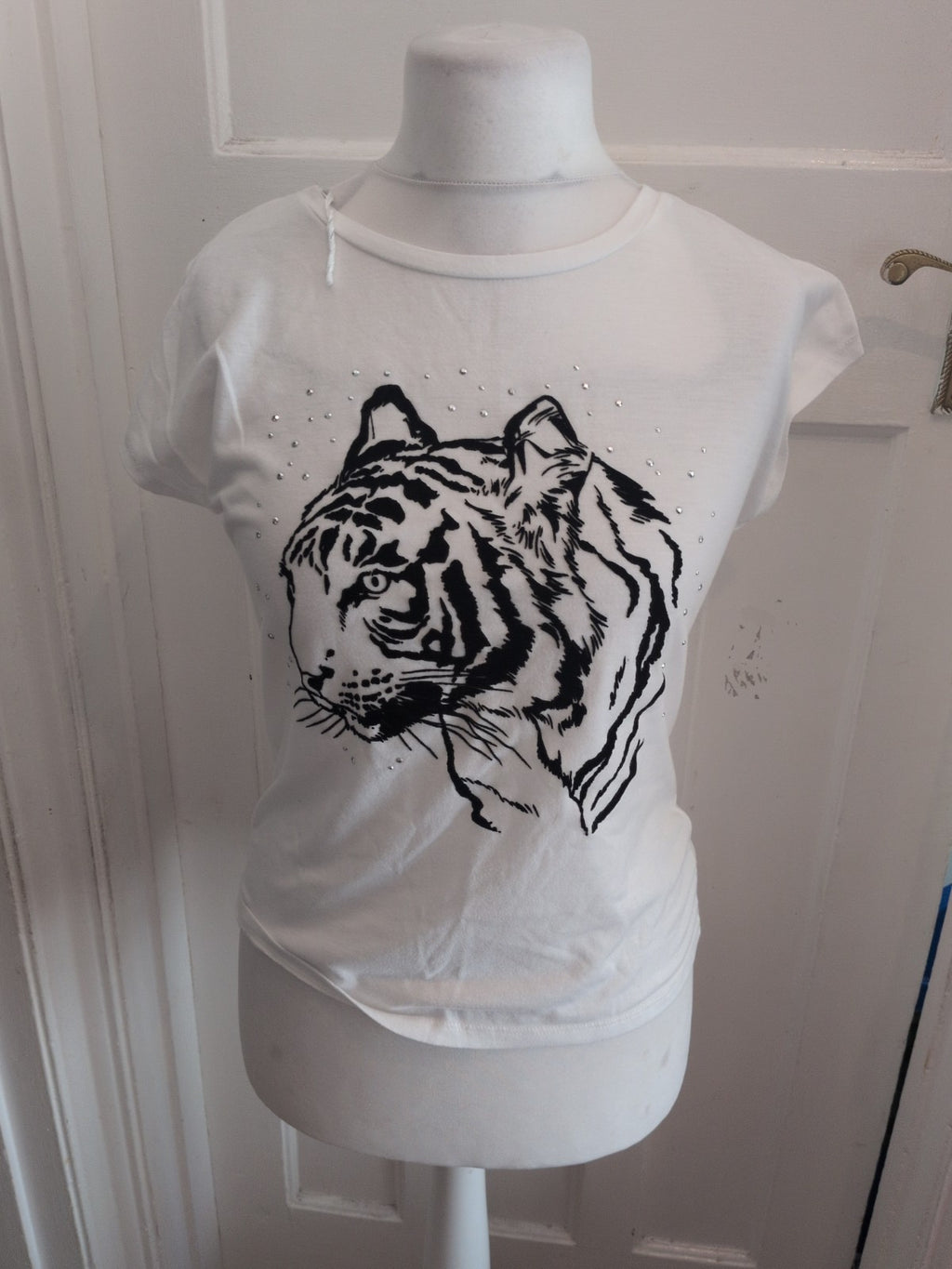 Tu 10 White Tiger Short Sleeve T-shirt