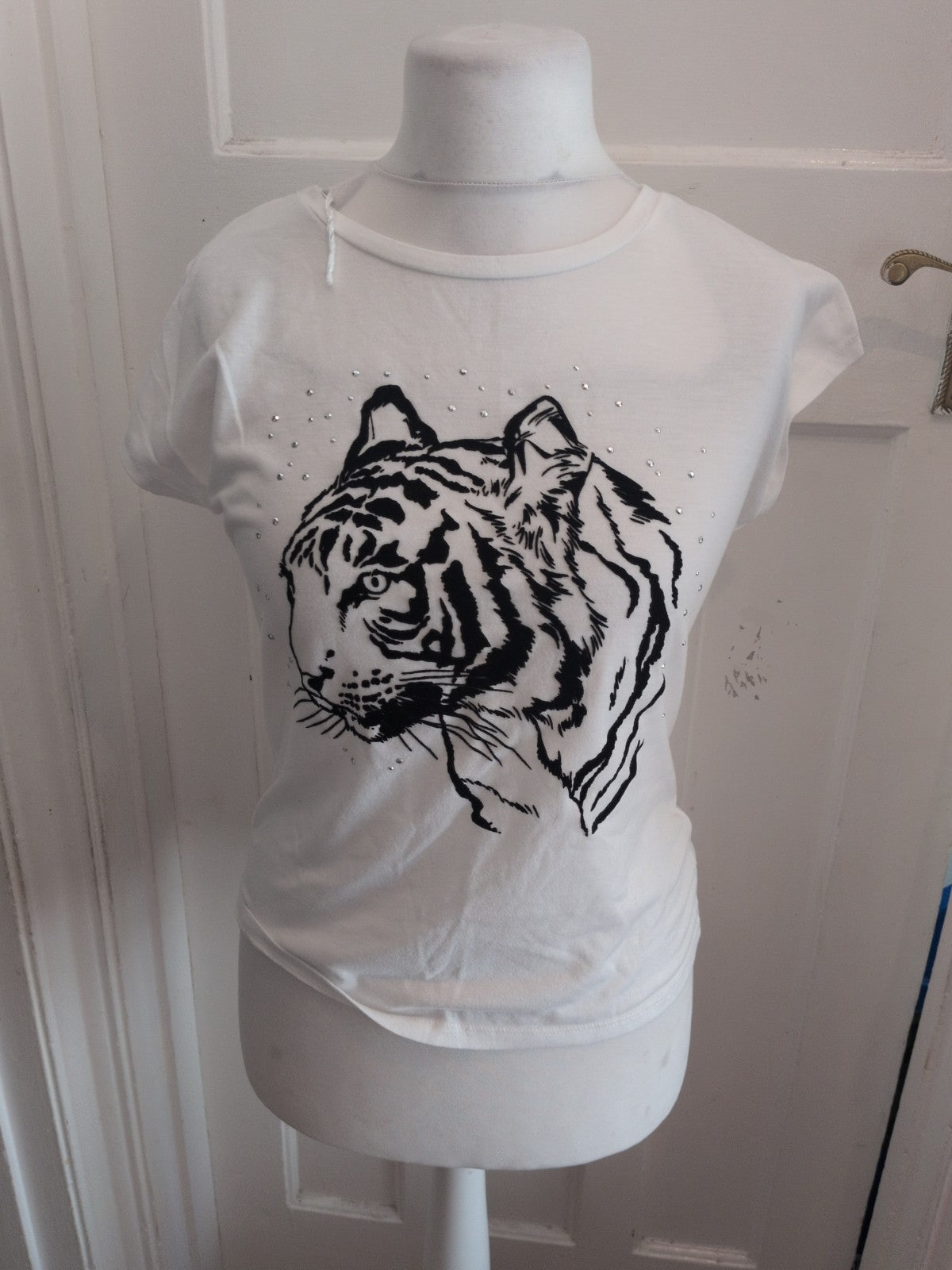 Tu 10 White Tiger Short Sleeve T-shirt