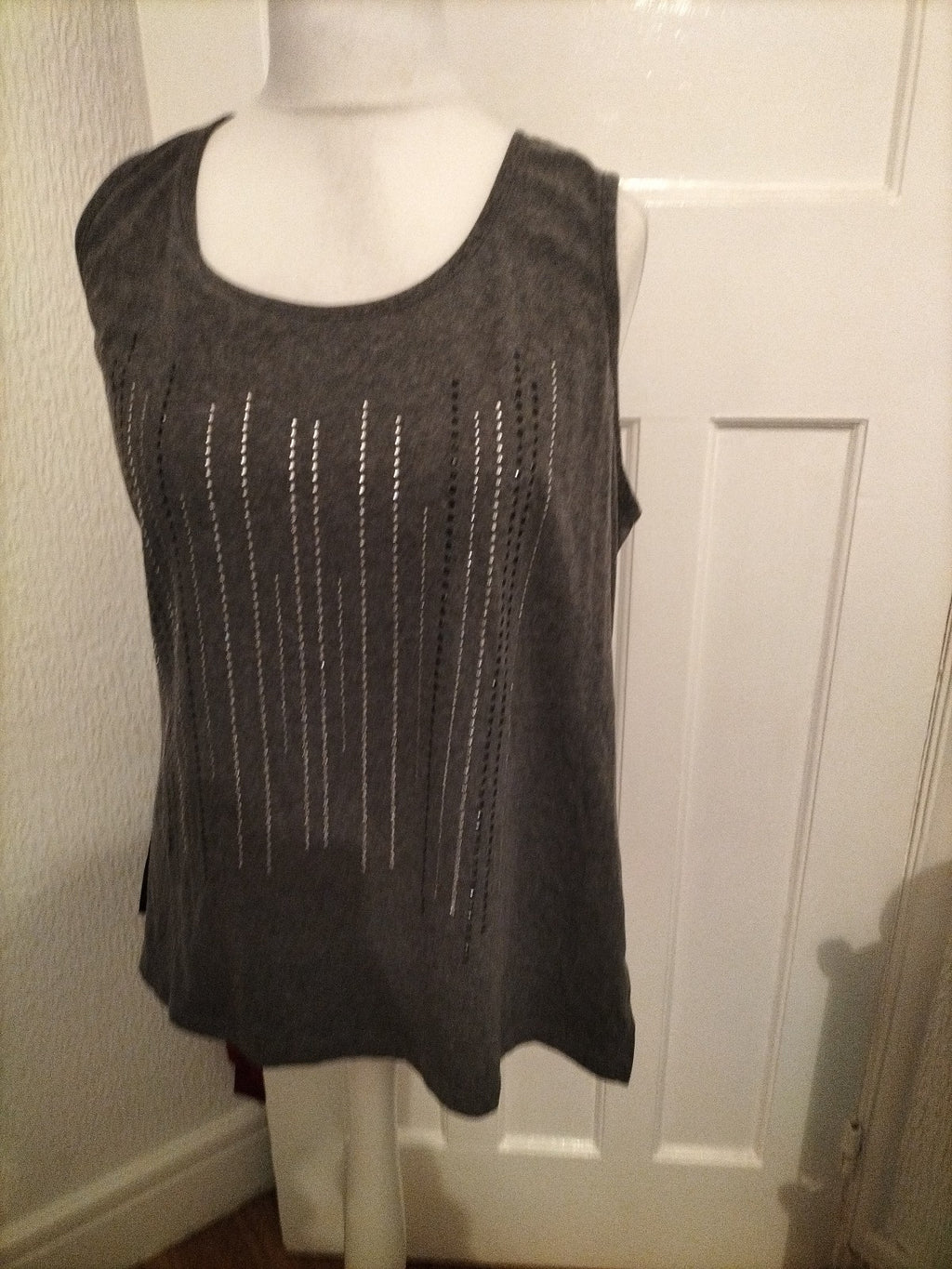 Ladies Bon Prix Size XL Grey Sleeveless Diamonte Tshirr