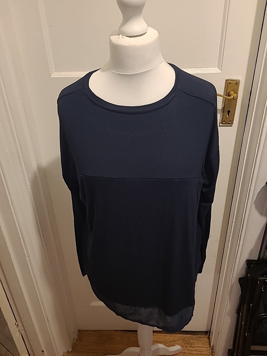 Ladies House Of Frazer Size Large Navy Blouse