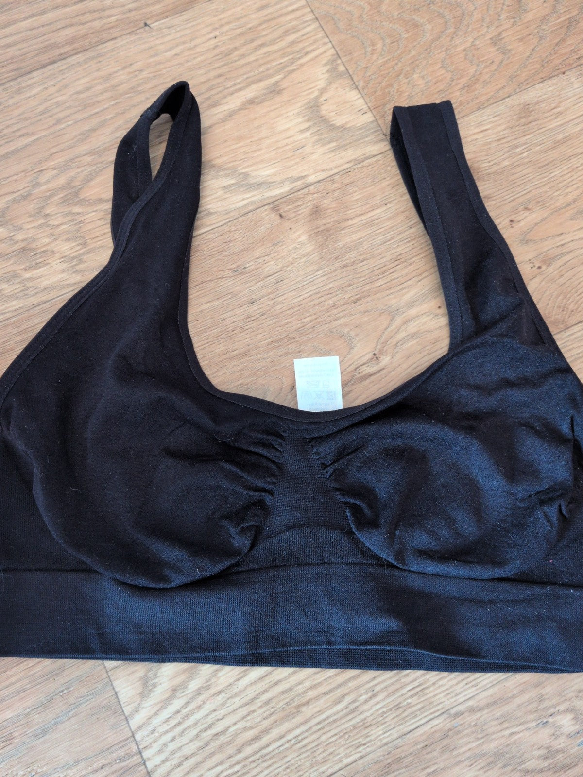 Easy life 16-18 Black Bra Lette