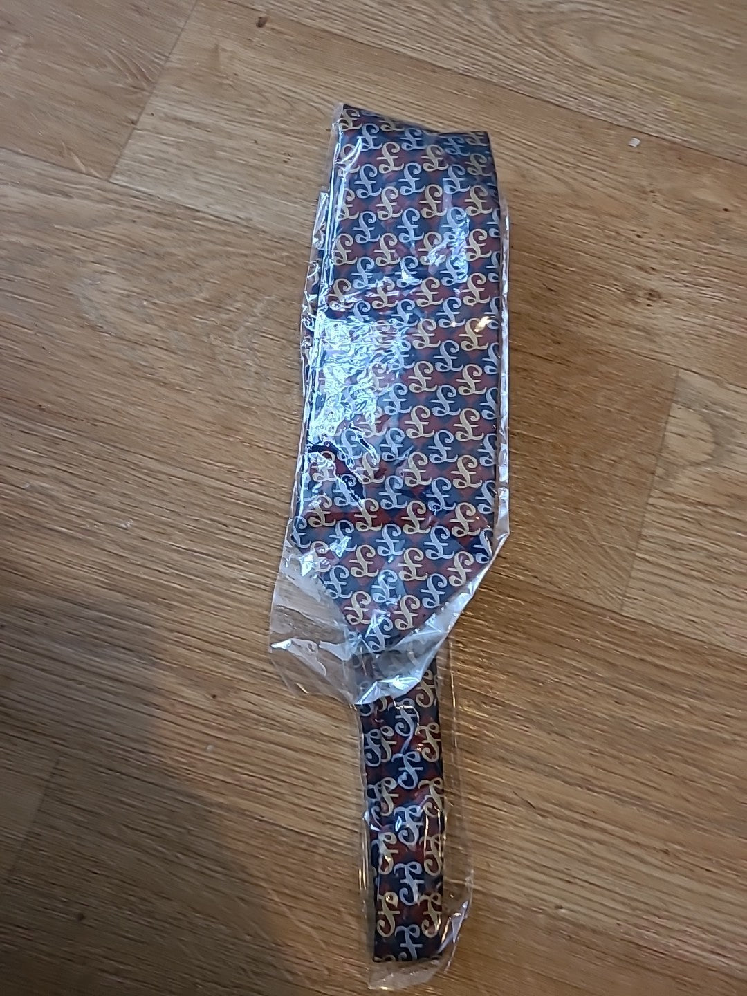 Brand New Mens Purple And Navy Patterned Tie