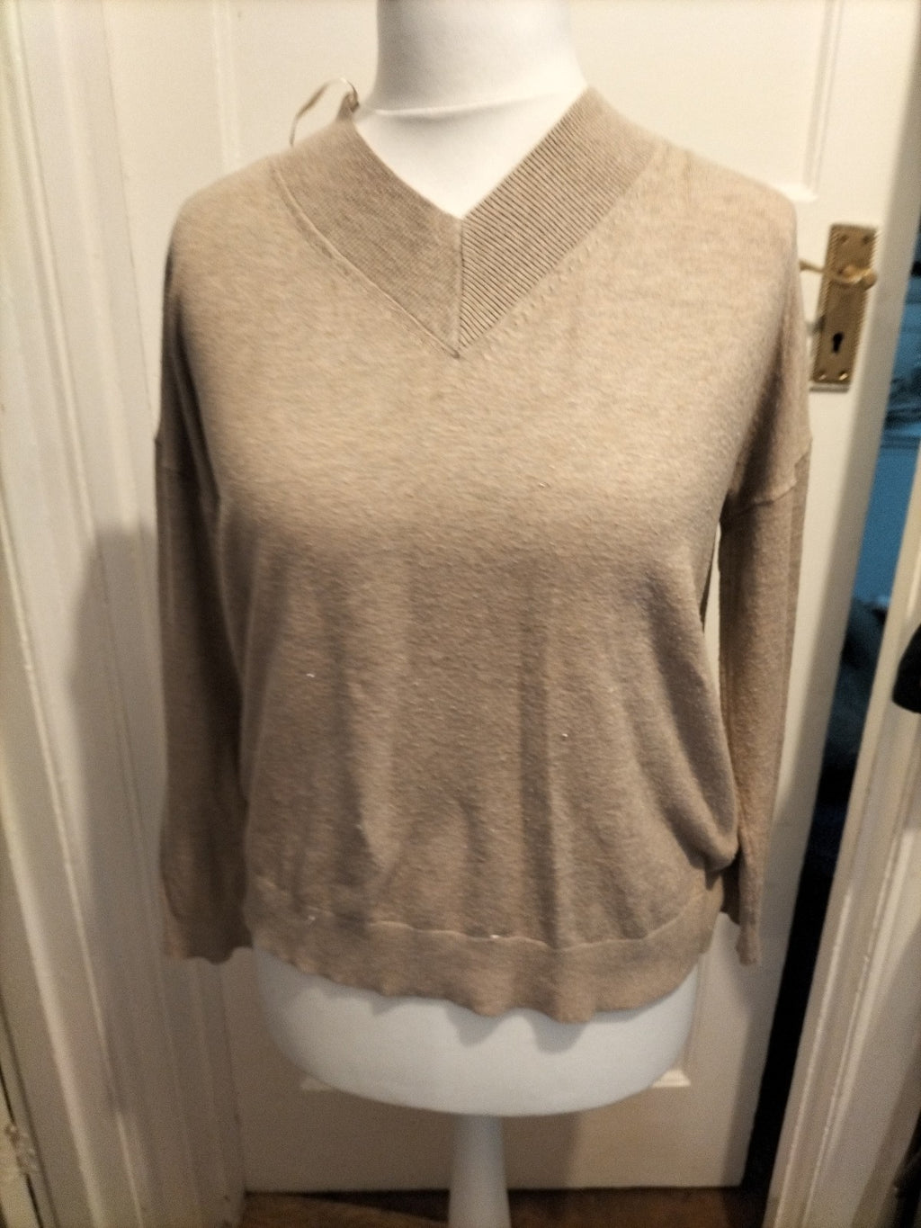 Ladies Marks And Spencer Size Medium Neutral V Neck Jumper