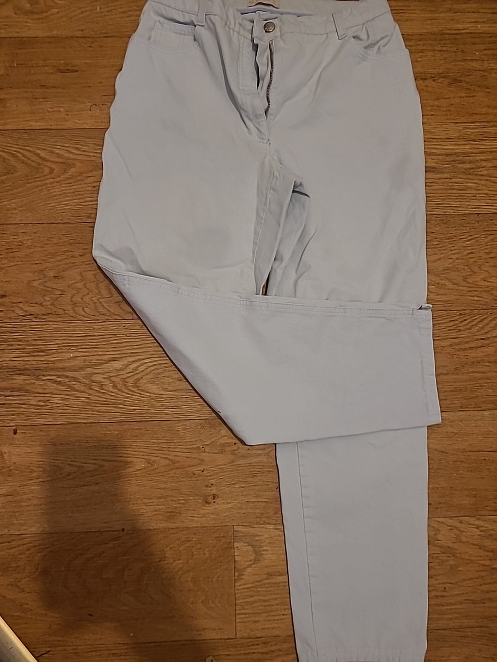 Ladies Brax Magic Size Medium Pale Grey Denim Jeans