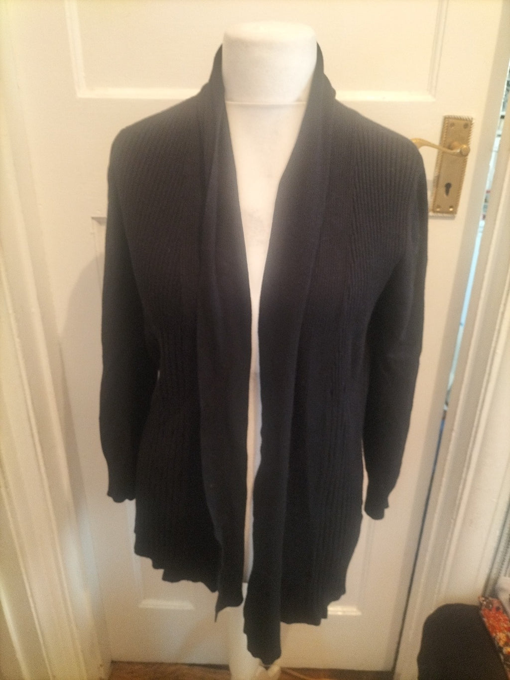 Ladies Nutmeg Size 12 Black Collared Long Sleeved Cardigan