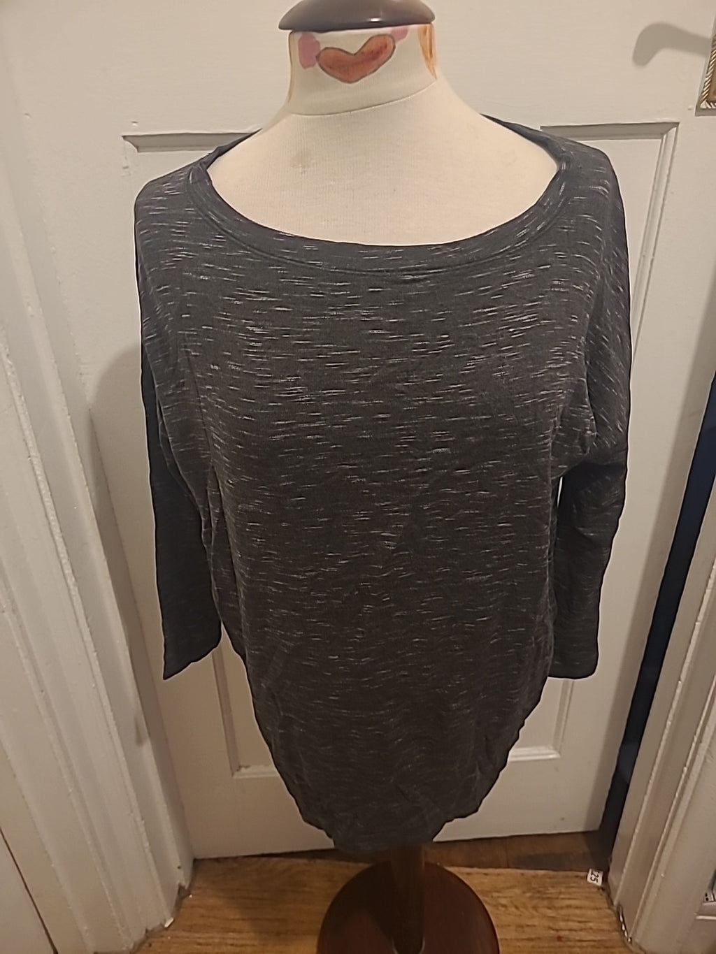 Ladies Lou & Grey Size XS Grey Fleck Long Sleeved Tshirt