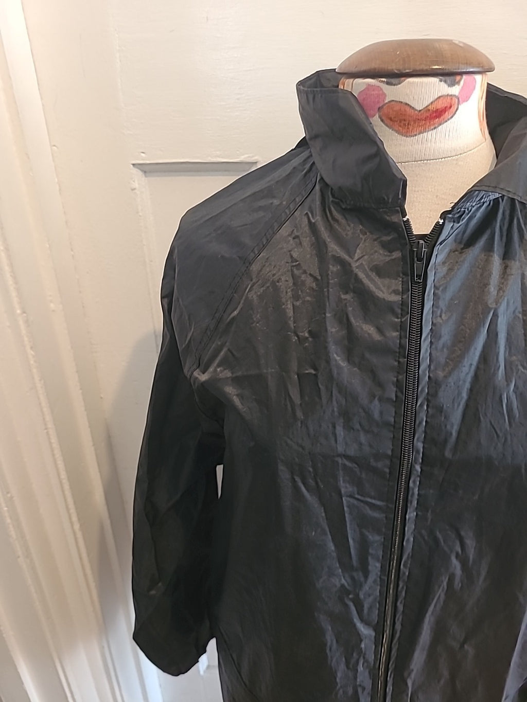 Mens Black Knight Size Large Black Waterproof Coat