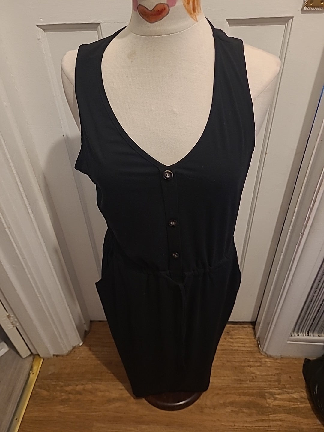 Ladies 14-16 Black Sleeveless Dress