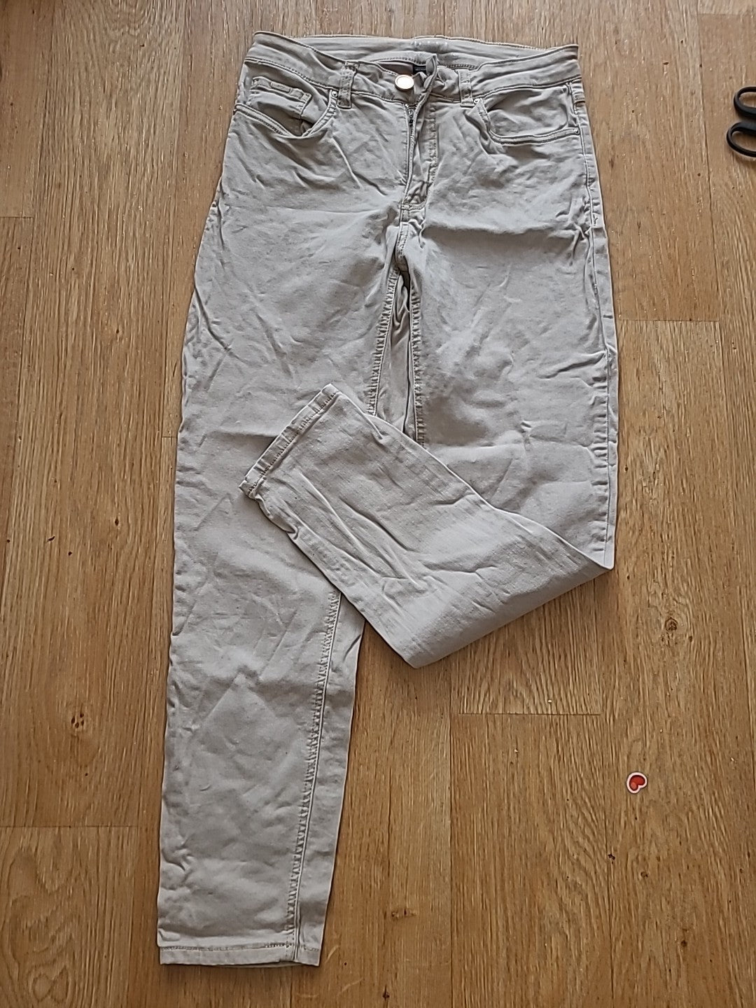Ladies FDJ Size 10 Beige Slim French Dressing Jeans