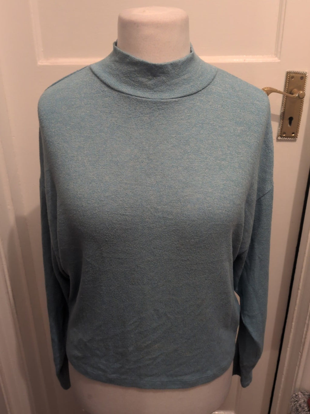 Ladies Primark Size 10-12 Aqua Long Sleeved Jumper