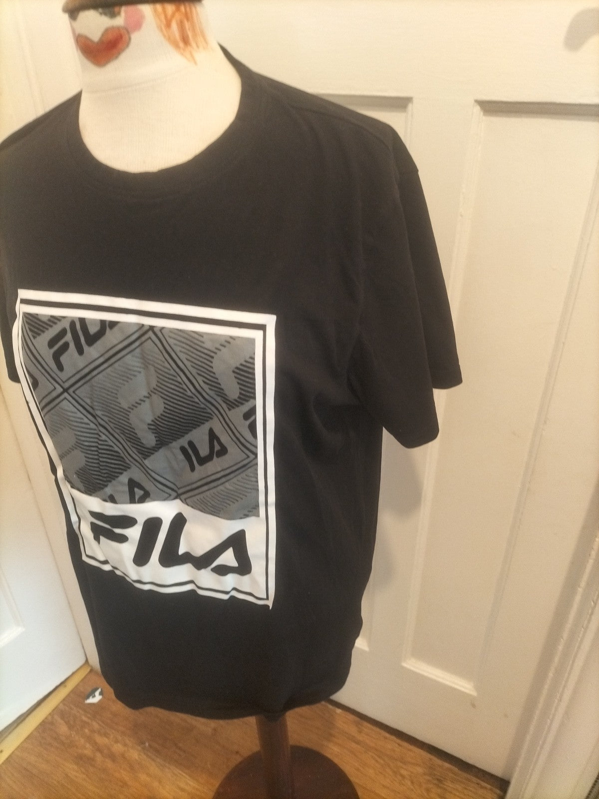 Mens Fila Size XL Black Short Sleeved Tshirt