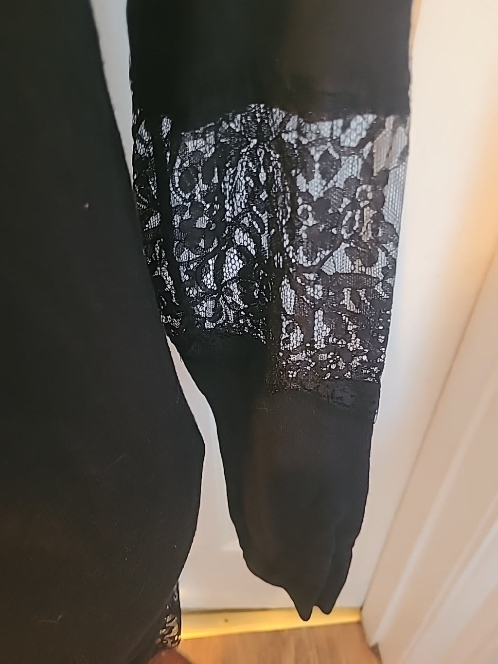 Ladies Next Size 6 Black Lace Sleeved Long Sleeved Tshirt