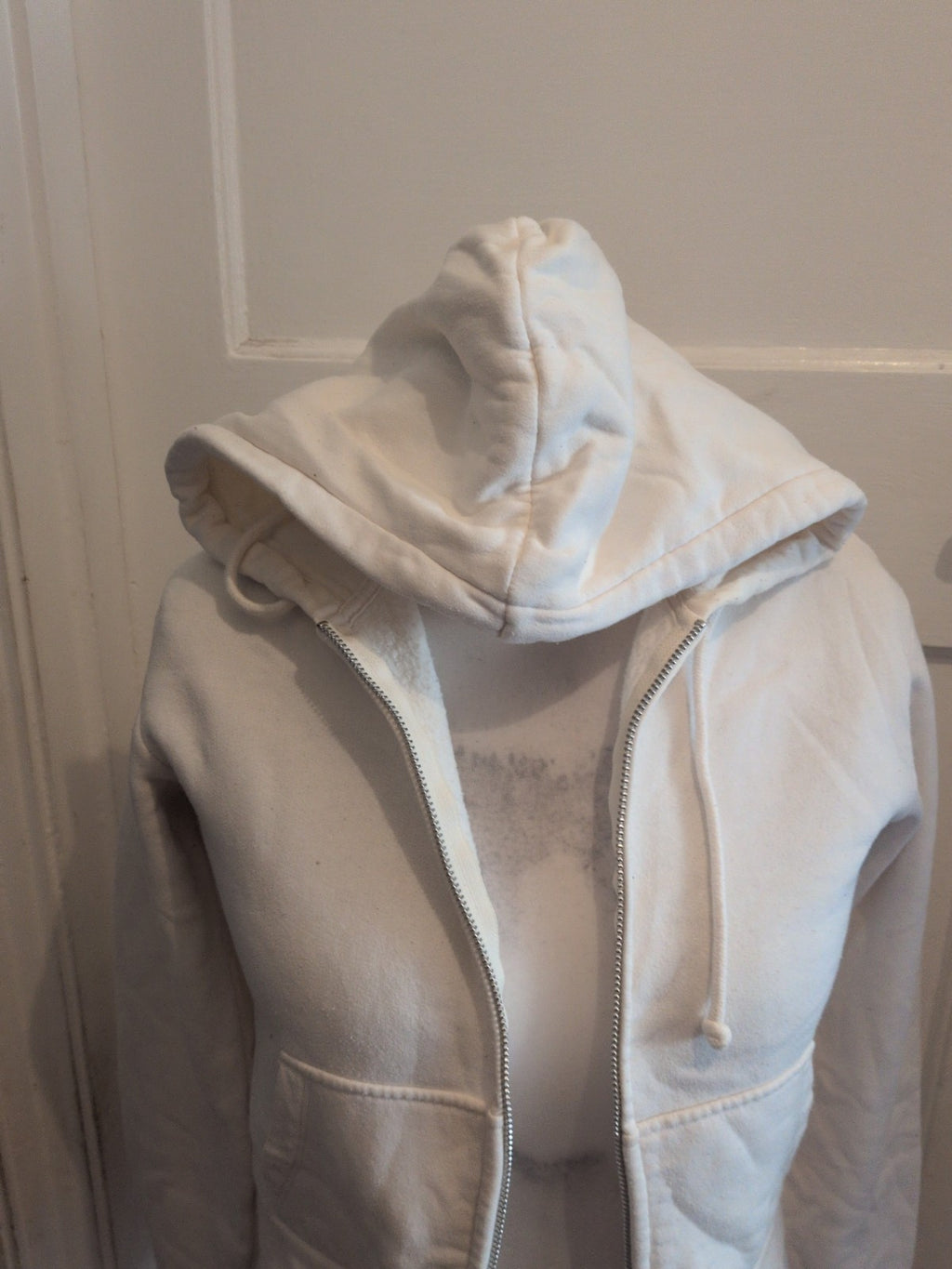 Ladies H&M Divided Size Medium Full Zip White Hoodie