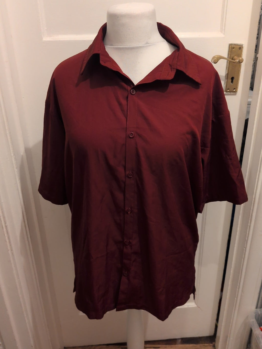 Manfinity Small Burgundy Short Sleeve Shirt