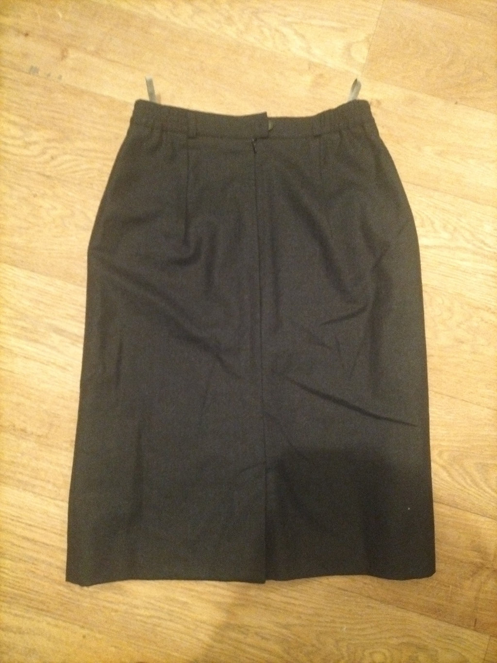 Ladies C&A Size 12S Dark Grey Lined Skirt